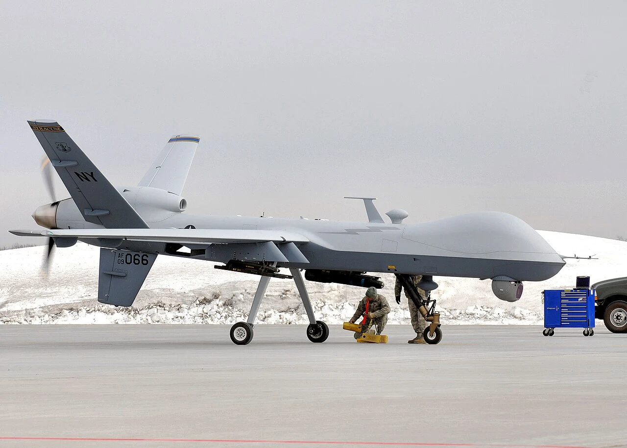 Drone General Atomics MQ-9 Reaper au sol après une mission d'entraînement